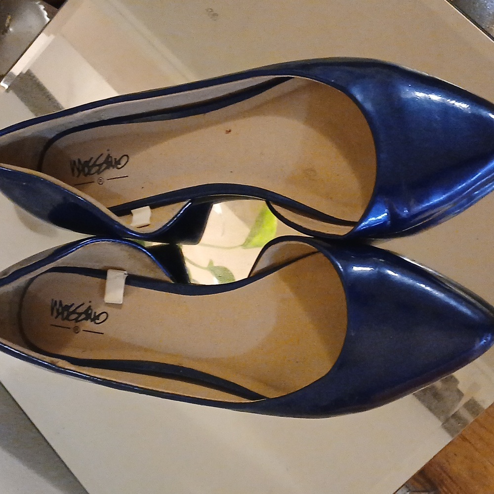 Pretty Blues - image 1